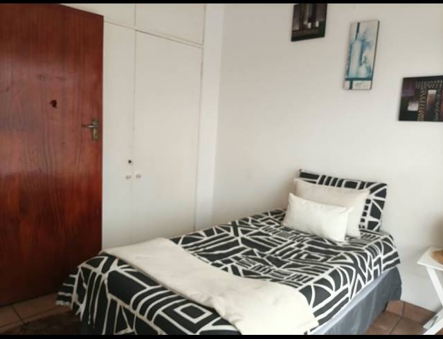 4 BEDROOM HOUSE FOR SALE IN NORKEM PARK